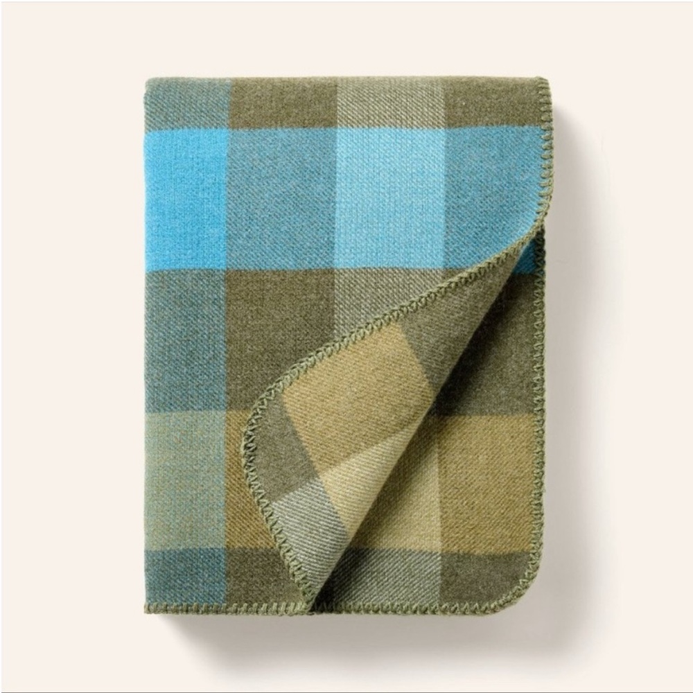 NWT Woolrich x Target Patchwork Plaid Blanket Throw Blue Green Olive